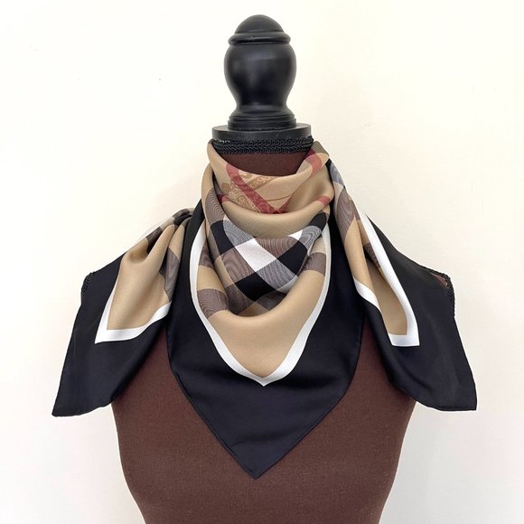 NWT Burberry Scarf Classic Beige Check Pattern Black Border Silk SWrap - Picture 11 of 14